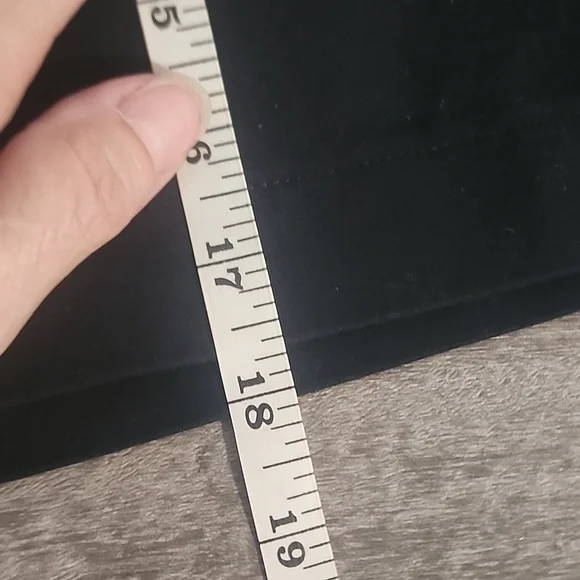 Old Navy Black Skirt Sz 8 Reg - Picture 9 of 10